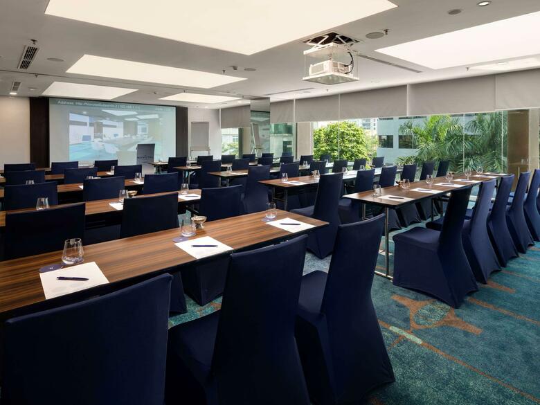 Hotel Novotel Suites Hanoi