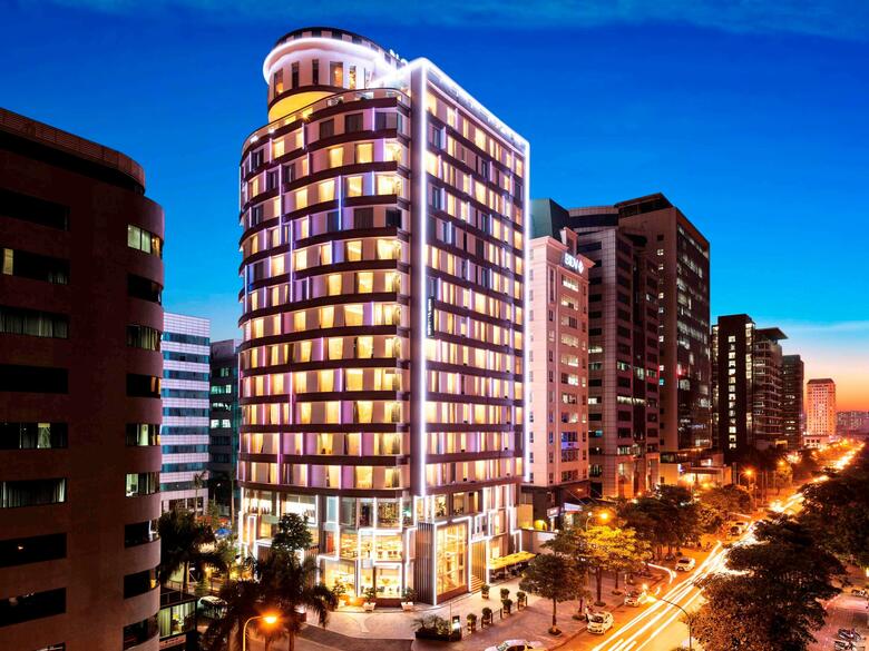 Hotel Novotel Suites Hanoi