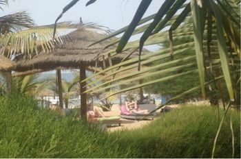 Holiday Beach Club Hotel