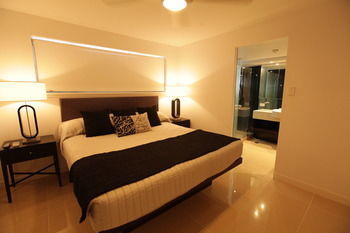 Windward Apartments