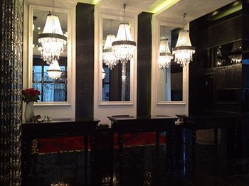 Elegance Bund Hotel
