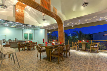 Hotel Kaani Village & Spa
