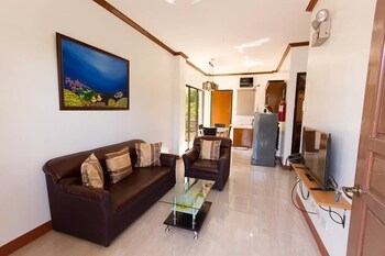 Aparthotel A Family Apartelle