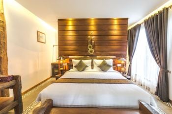 Java Wooden Villa By Aic