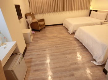 Lotus Yuan Business Hotel