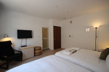 Hostal Fun Space Inn