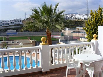 Aparthotel Apartamentos Tur�sticos Las Rosas De Capistrano
