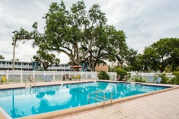 Motel Southern Oaks Inn