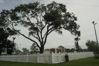 Motel Southern Oaks Inn