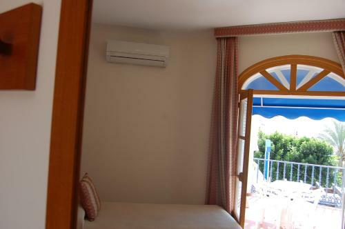 Hostal Marazul