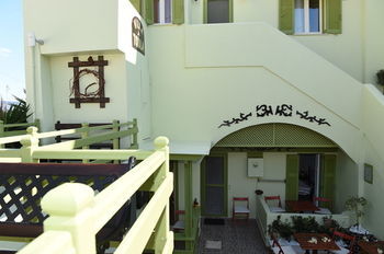Aparthotel Villa Toula