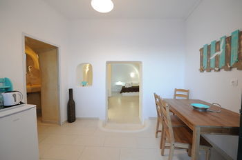 Hotel Manias Fira Residences