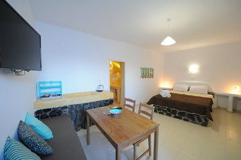 Hotel Manias Fira Residences