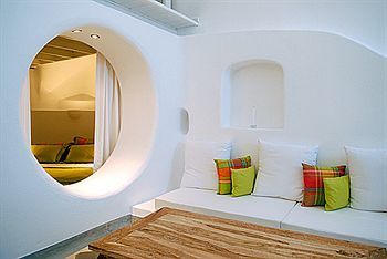 Hotel Ikastikies Suites