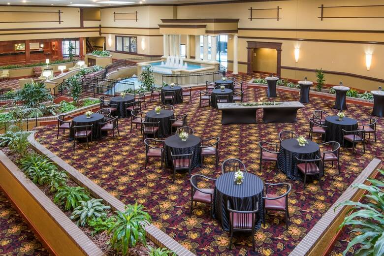 Holiday Inn Hotel & Suites Cin