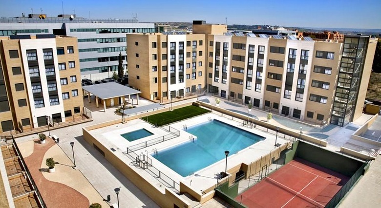 Aparthotel Compostela Suites
