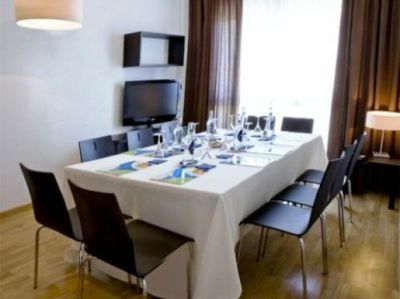 Aparthotel Compostela Suites