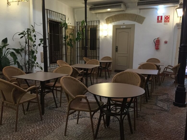Hotel Los Patios