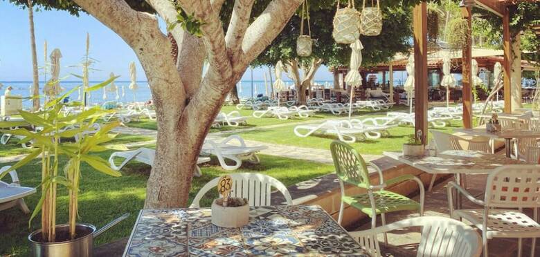 Poseidonia Beach Hotel