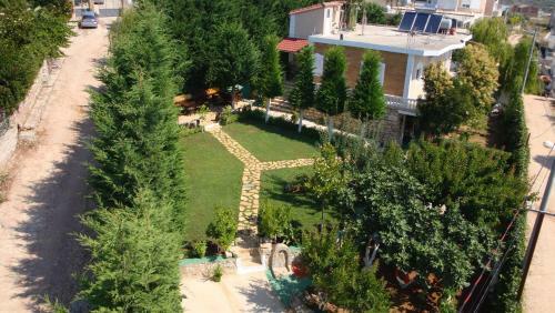 Villa M Cako