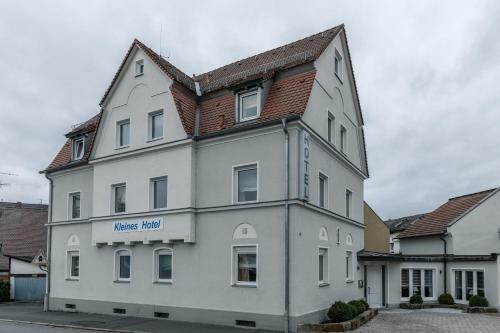 Kleines Hotel