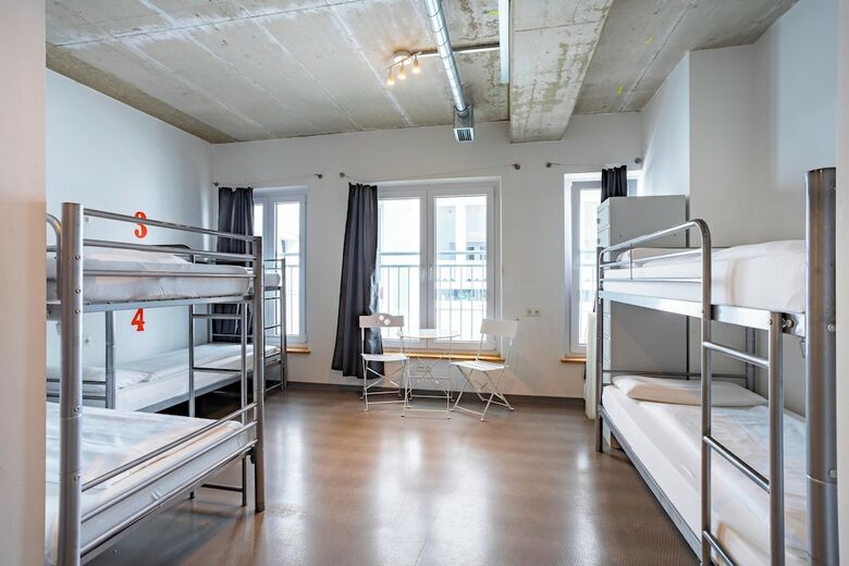 Albergue Jaeger�s Munich (hotel/hostel)