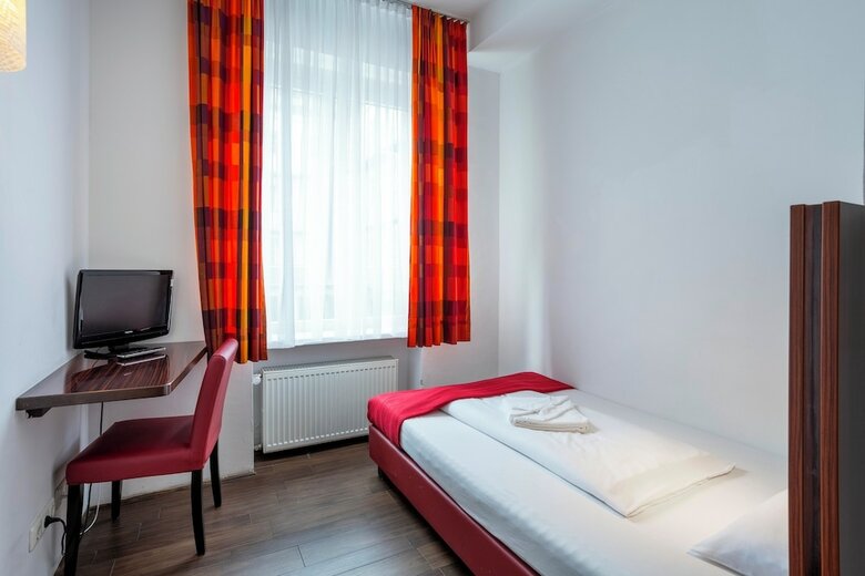 Albergue Jaeger�s Munich (hotel/hostel)