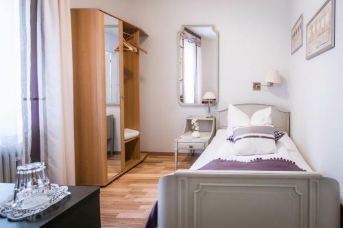 Hotel L�hr