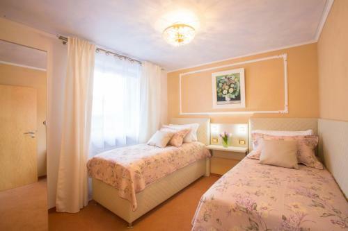 Golden Gapa Central Family Apartment 8