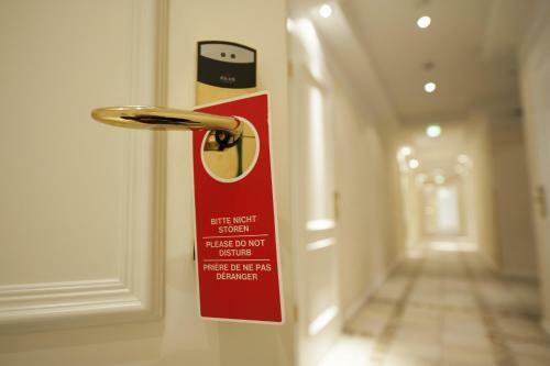 Hotel XII Apostel Albergo