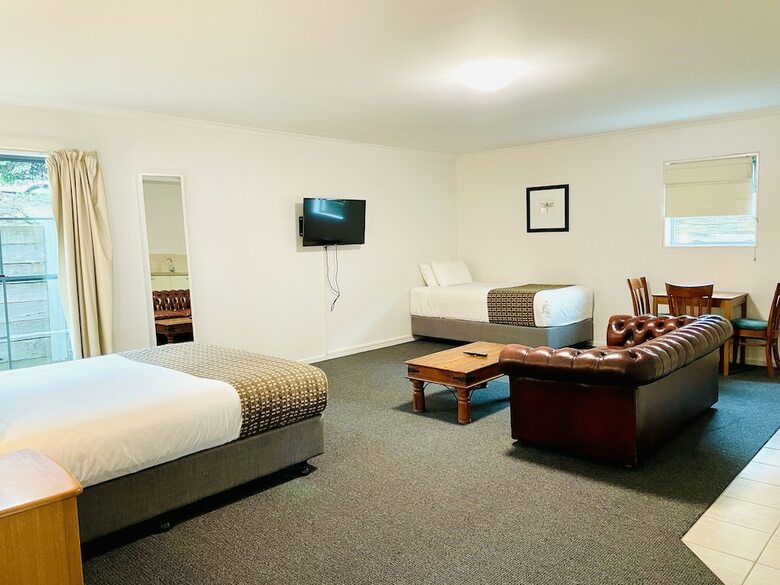 Hotel Quality Inn & Suites The Menzies