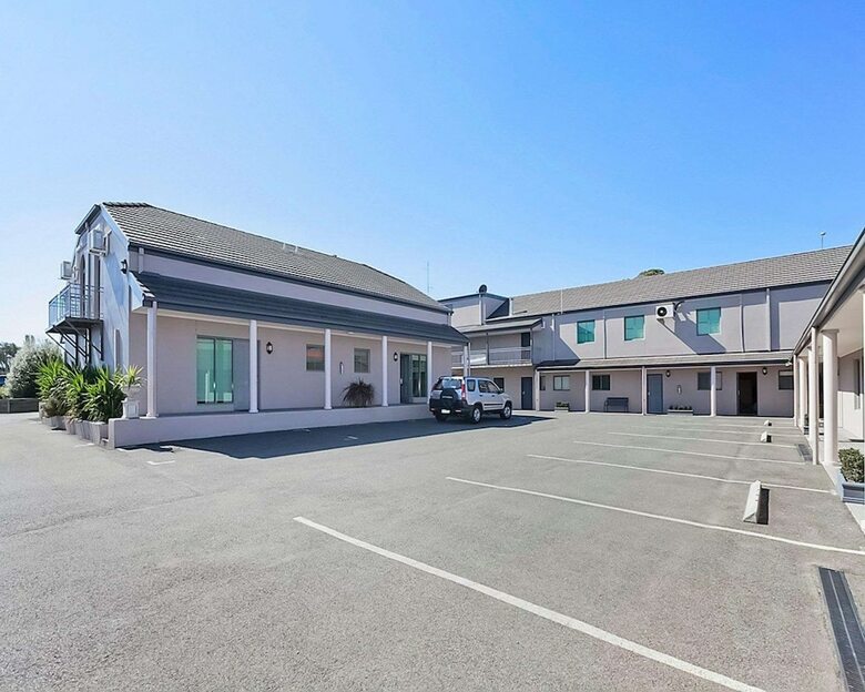 Hotel Quality Inn & Suites The Menzies