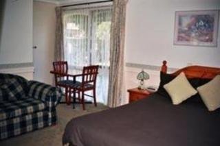 Hotel Quality Inn Carriage House