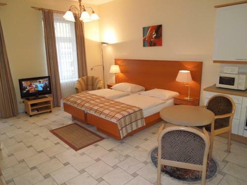Bed & Breakfast Continental Hotel-pension