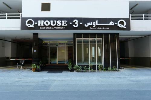 Q House 3 Apartments