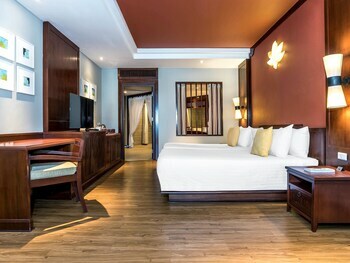 Hotel Kandaburi Resort & Spa
