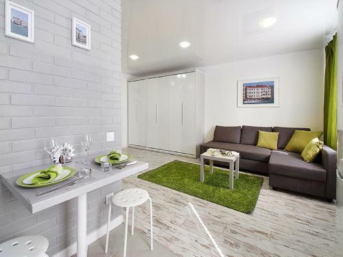 Paulmarie Apartments On Masherova 11
