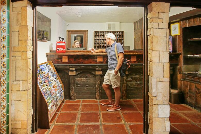Pepper Tree Hotel