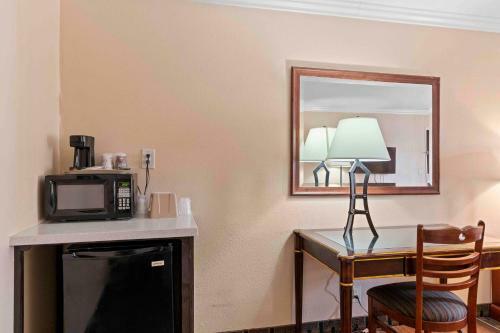 Lemon Tree Hotel