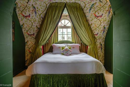 Bed & Breakfast Exclusive Suites The Secret Garden