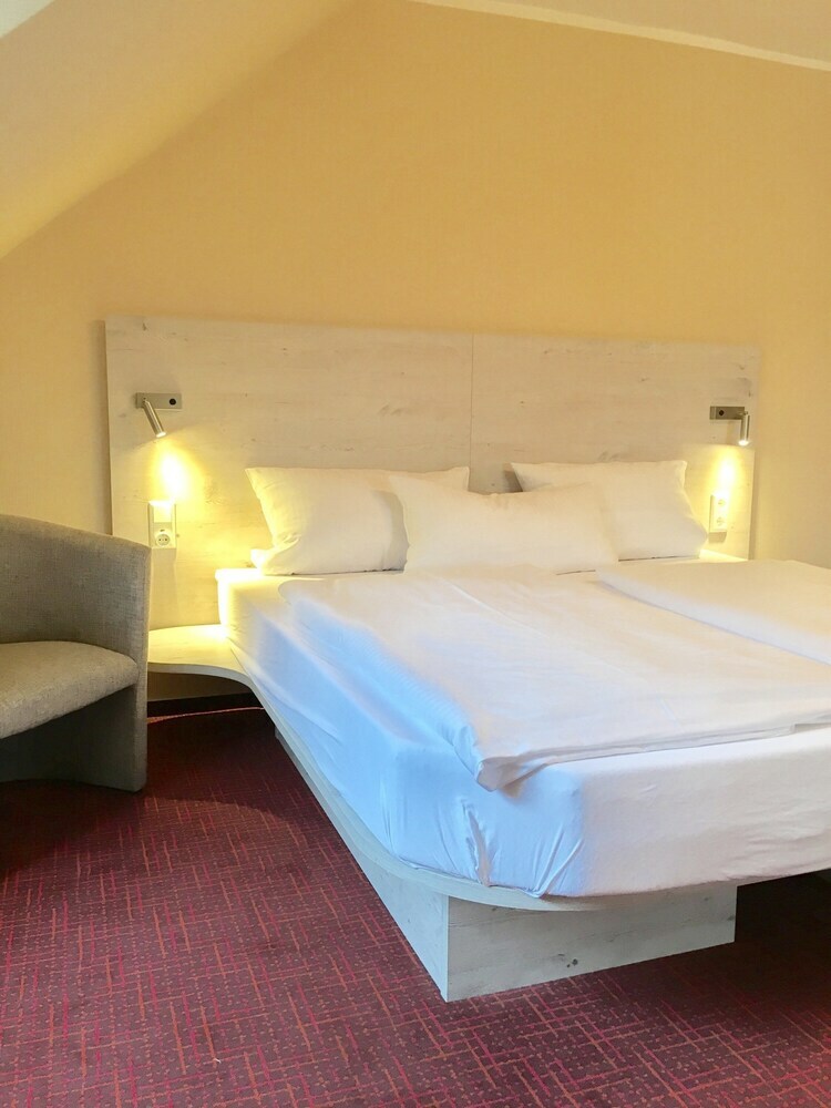 Hostal Hotel Elisabetha Garni