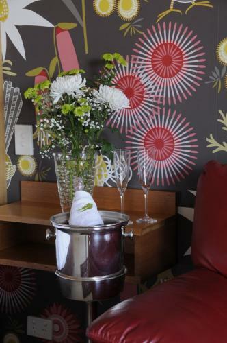 Bed & Breakfast Saltair Luxury Accommodation