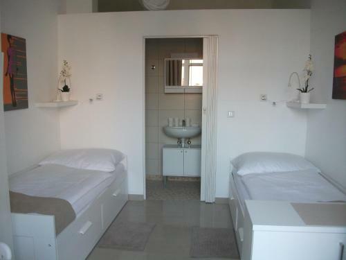 Hostal Ch-vienna City Rooms