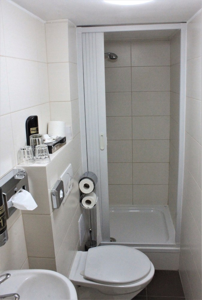 Hotel Botel Gracia