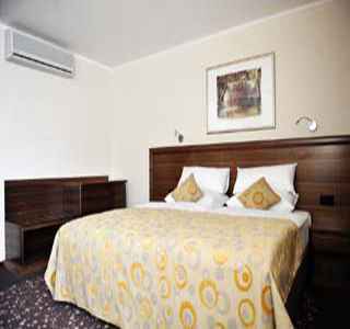 Hotel Piramida