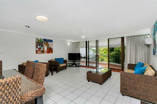 Aparthotel Roydon Beachfront Apartments