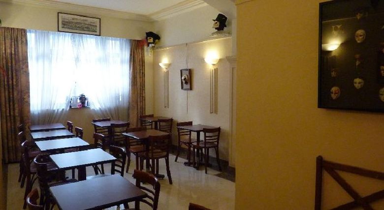 Hotel St Maurice