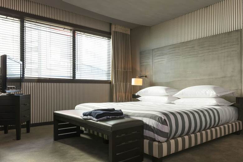 Hotel Square