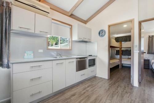 Seven Mile Beach Holiday Park