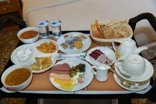 Golden Dune Hotel & Suite
